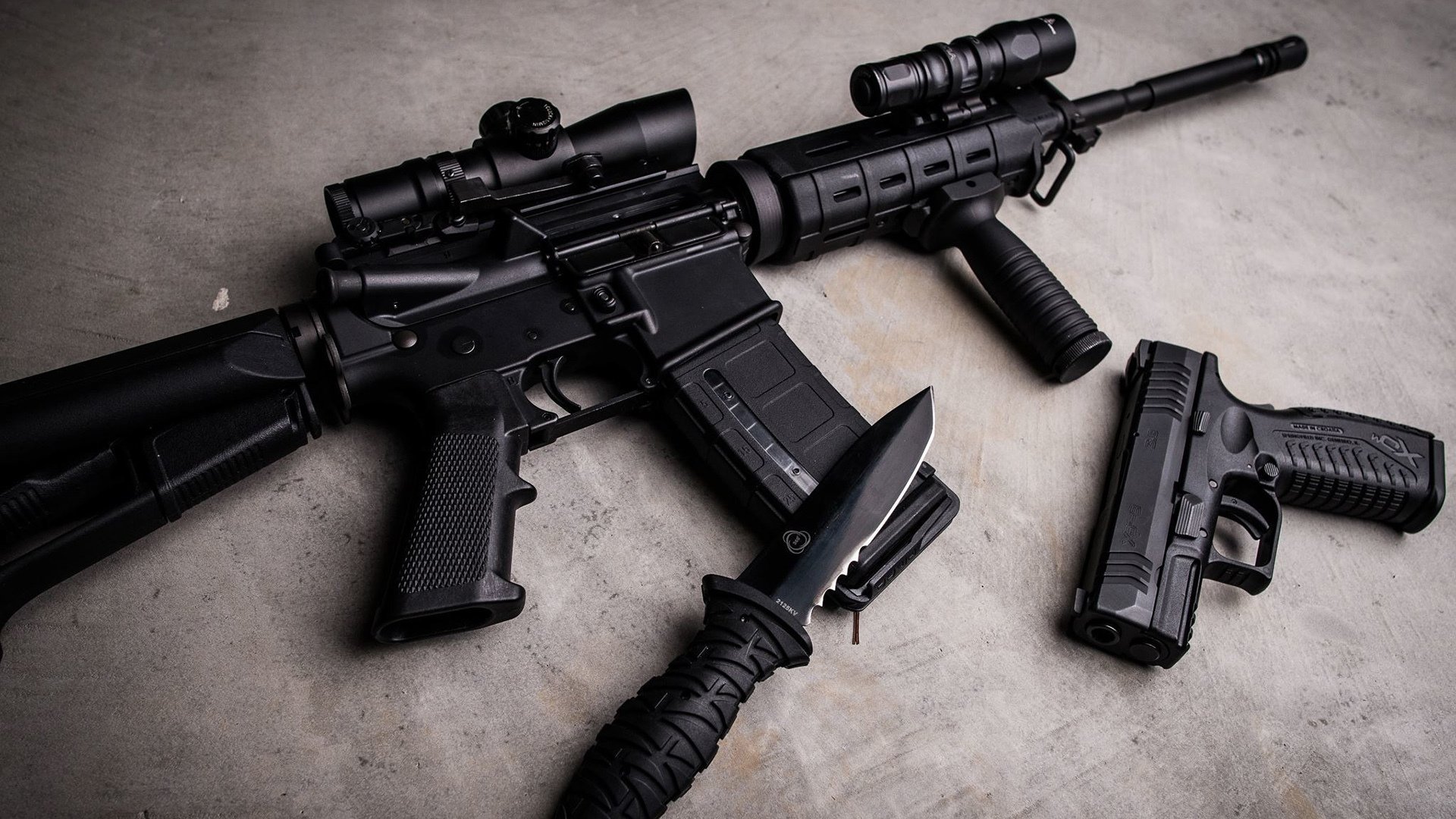 开云体育官网-F1街道赛之夜，恩比德方程式攻防统治全赛道