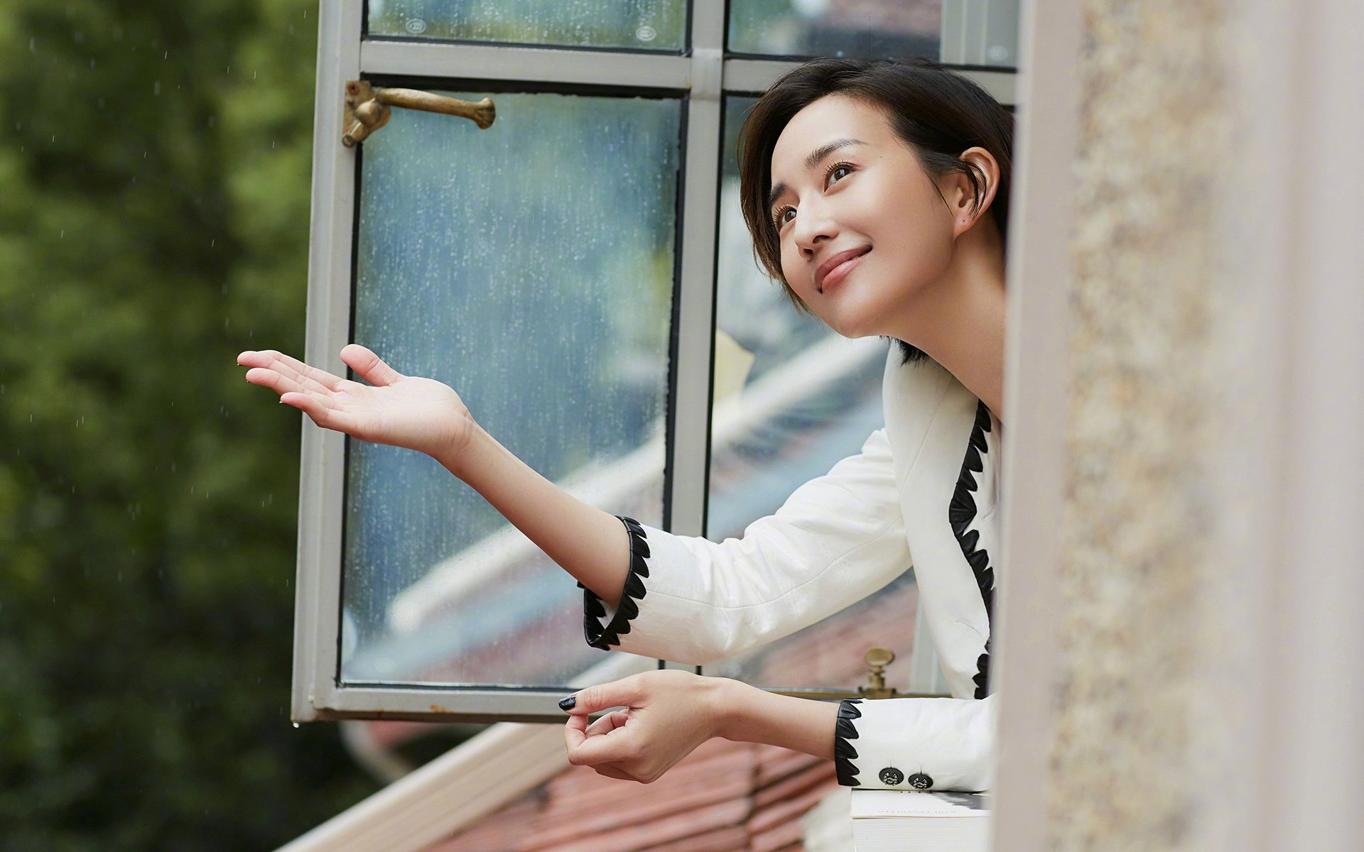 开云体育app-独舞于群雄逐鹿之间，欧文的节奏迷宫如何让雄鹿与火箭同时迷失