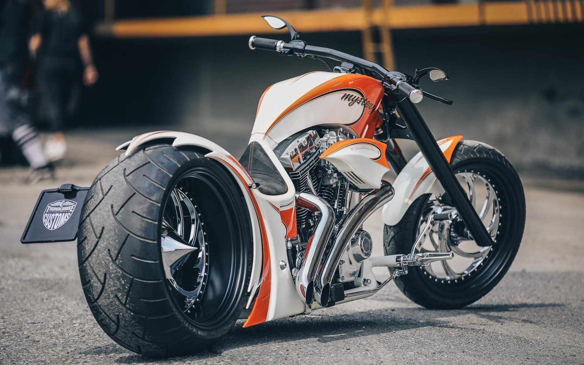 双线主宰，当尼古拉同时统治篮球场与绿茵场