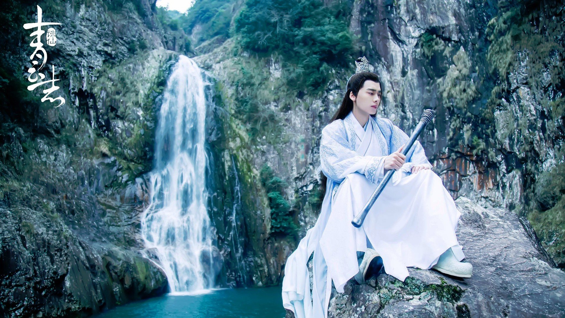 北欧寒流遇上帝之手，莫德里奇在冰岛城墙上凿开一道裂痕，挪威凛冬下的华丽升维